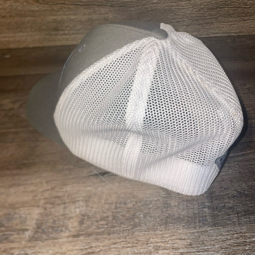 Columbia Sportswear PFG Chrome Logo Cap Adult  S/M Small/Medium Flex Fit Hat - Picture 5 of 8